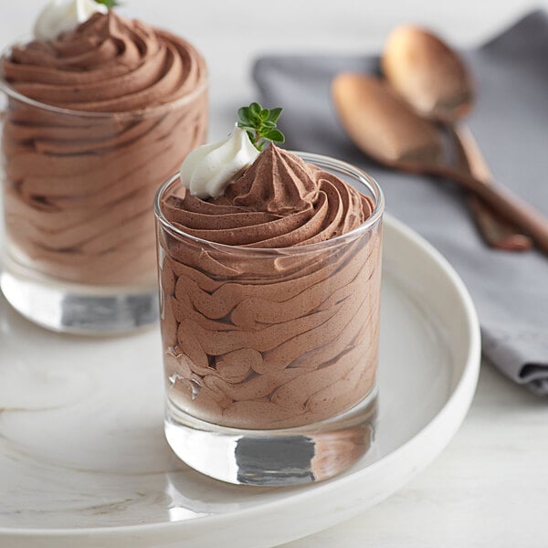 Two glasses of Knorr Milk Chocolate Mousse.
