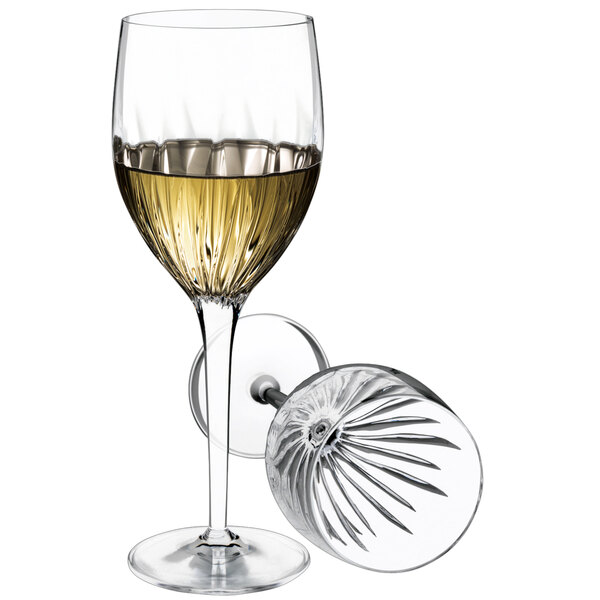 A Luigi Bormioli Incanto wine glass with a stem and a rim.