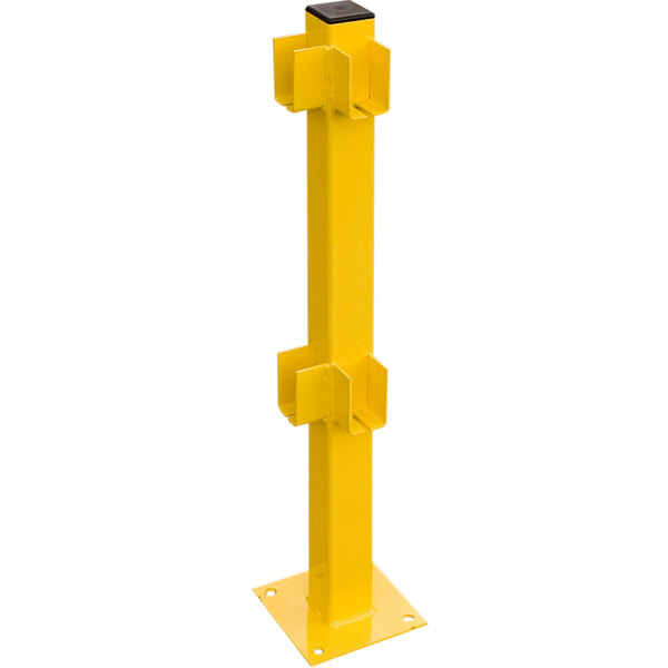 A yellow metal Bluff Manufacturing corner post with black floor rails.