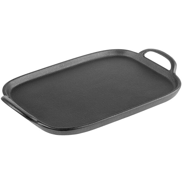 A black rectangular pan with handles.