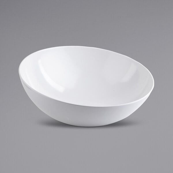 A Tablecraft Sierra Grande white melamine serving bowl.