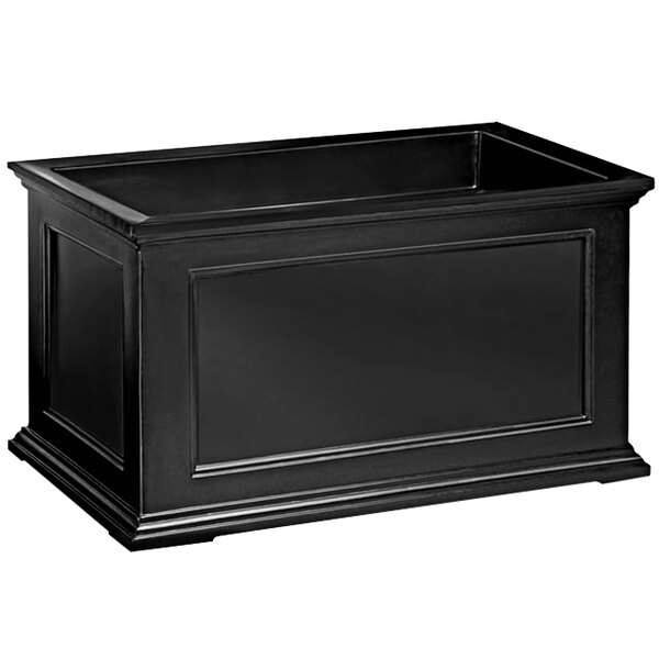 A black rectangular Mayne Fairfield planter box.