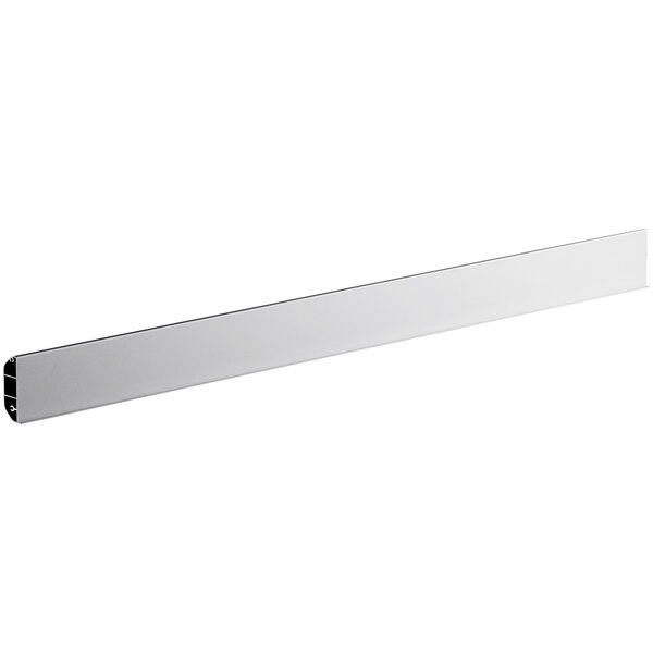 A white metal bar with silver ends.