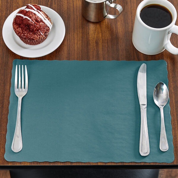 10" x 14" Hunter Green Colored Paper Placemat with Scalloped Edge