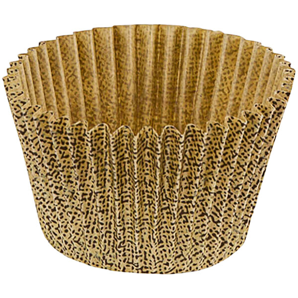 A brown fluted Novacart baking cup with a patterned design.