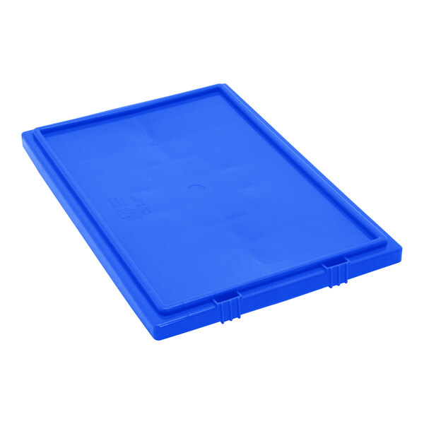 A blue plastic lid for Quantum stack and nest totes.
