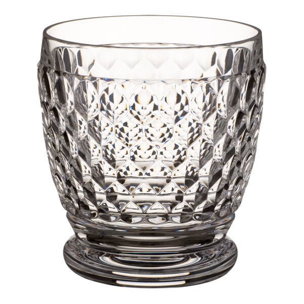 A Villeroy & Boch Boston Rocks glass with a patterned design.