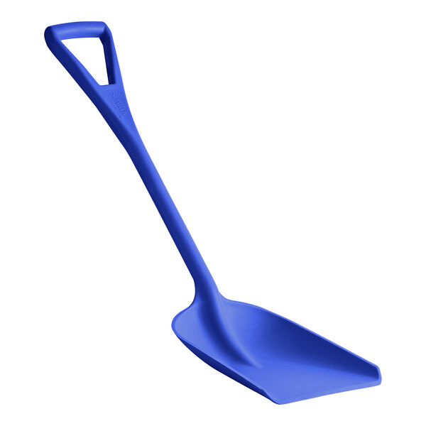A Carlisle blue food service shovel with a handle.