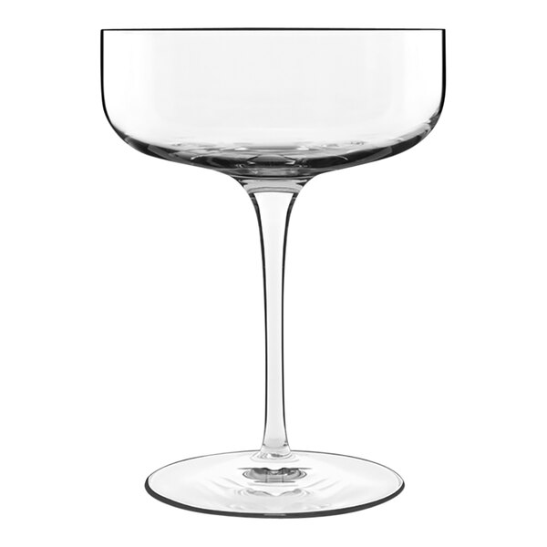 A clear Luigi Bormioli Vinalia wine glass with a stem.