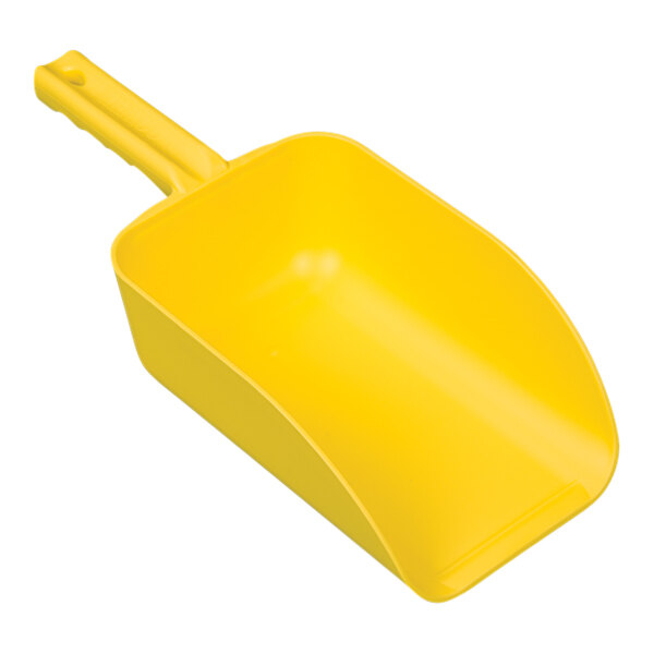 A yellow plastic scoop.