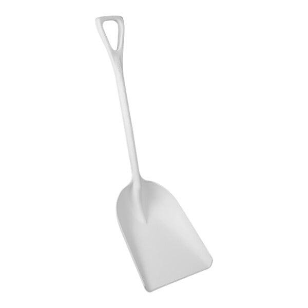 A white Remco polypropylene food service shovel with a long handle.