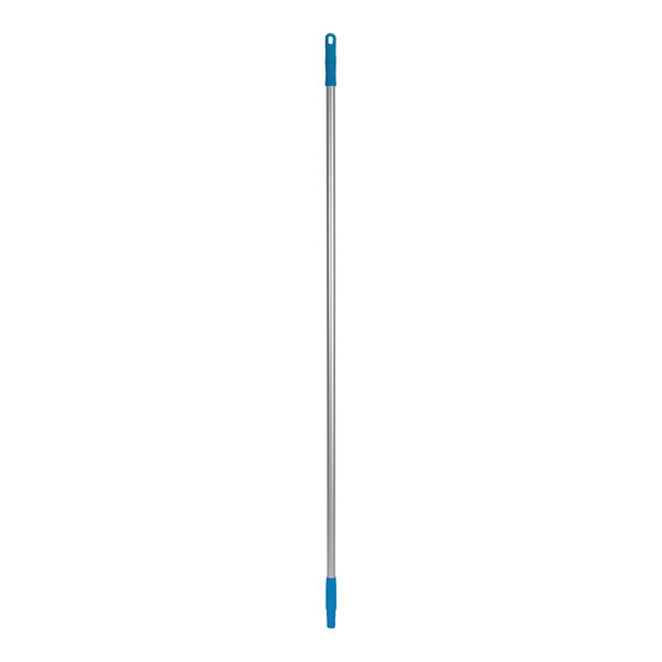 A long silver and blue pole with a blue Remco ColorCore handle.