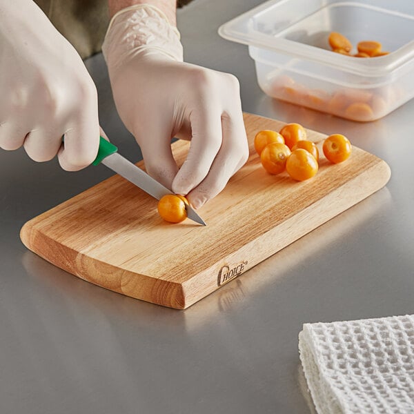 Choice 10" x 6" x 3/4" Wood Cutting Board with Rounded Edges