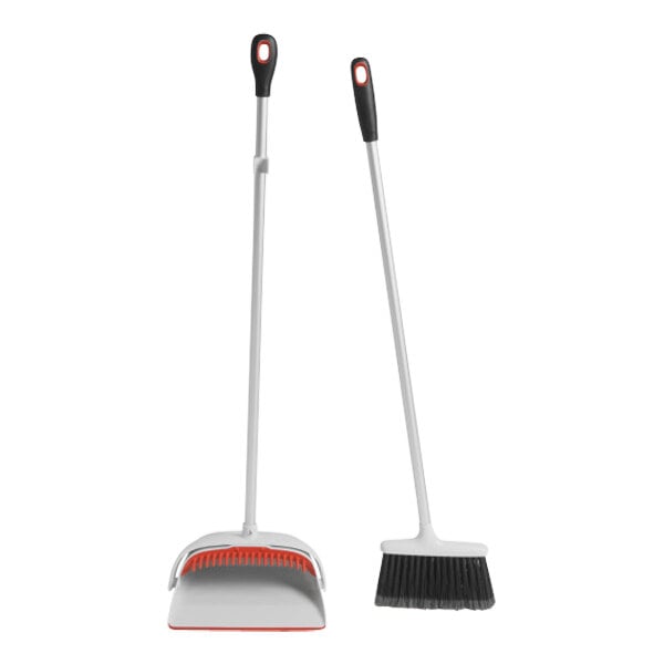 OXO Good Grips 1335280 9 1/2" Broom and Upright Dustpan