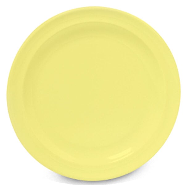 A close up of a yellow GET SuperMel plate.