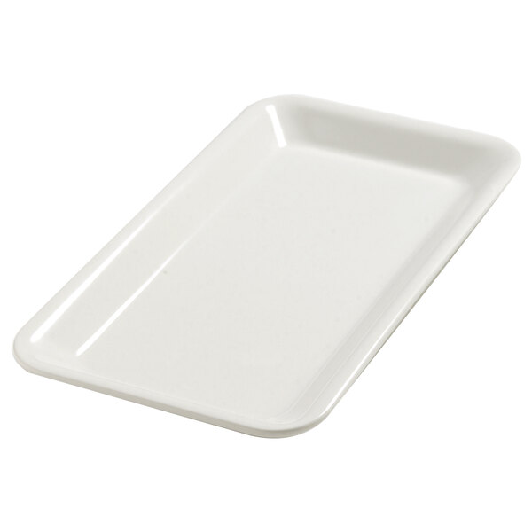 A white rectangular Carlisle Balsam display food pan.