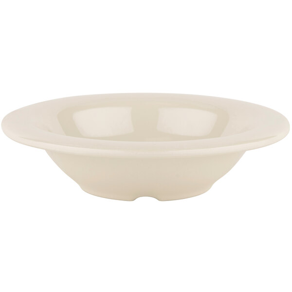 A white GET Diamond Ivory melamine bowl with a rim.