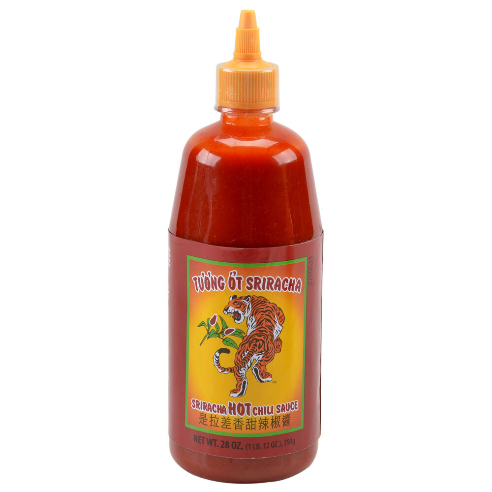 Sriracha Hot Chili Sauce 28 oz. Bottle