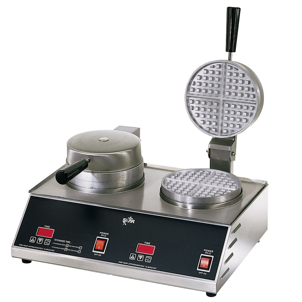 Star SWB7R2E Double Round Waffle Iron 7"