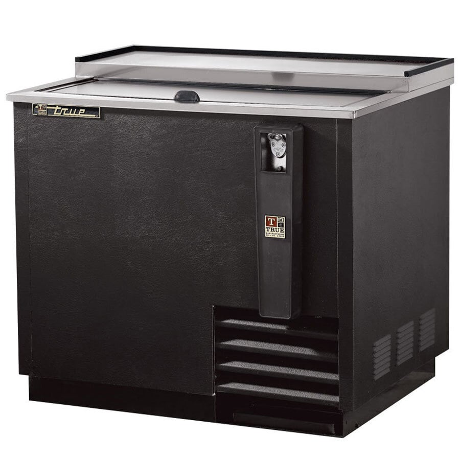 True TD3612 37" Horizontal Bottle Cooler