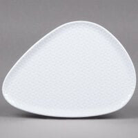 GET CS-1259-CN-W Coralline 9" x 10" x 12 1/2" White Freestyle Triangle Melamine Plate - 12/Case