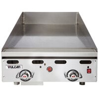 Vulcan 924RX-30 Liquid Propane 24" Griddle with Snap-Action Thermostatic Controls and Extra Deep Plate - 54,000 BTU