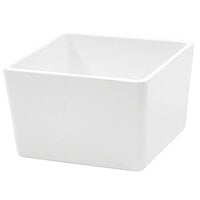 Tablecraft M4024WH Contemporary Melamine Collection 32 oz. White Straight Sided Bowl - 5" x 5" x 3"