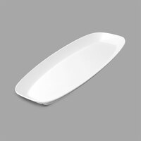 Delfin SOV-2911-020 28" x 11" White Oval Melamine Salmon Platter