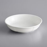 Acopa Condesa 5.5 oz. Pearl White Scalloped Porcelain Fruit Dish - 36/Case