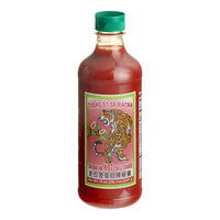 Sriracha Hot Chili Sauce 17 oz. Bottle - 12/Case