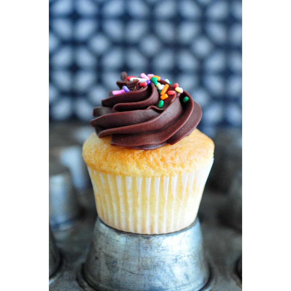 White Fluted Baking Cup 2" x 1 3/8" 1,000 / Pack