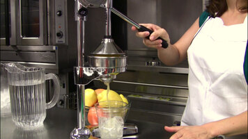 Making Freshly Squeezed Drinks with Our Manual Funnel Type Juicer