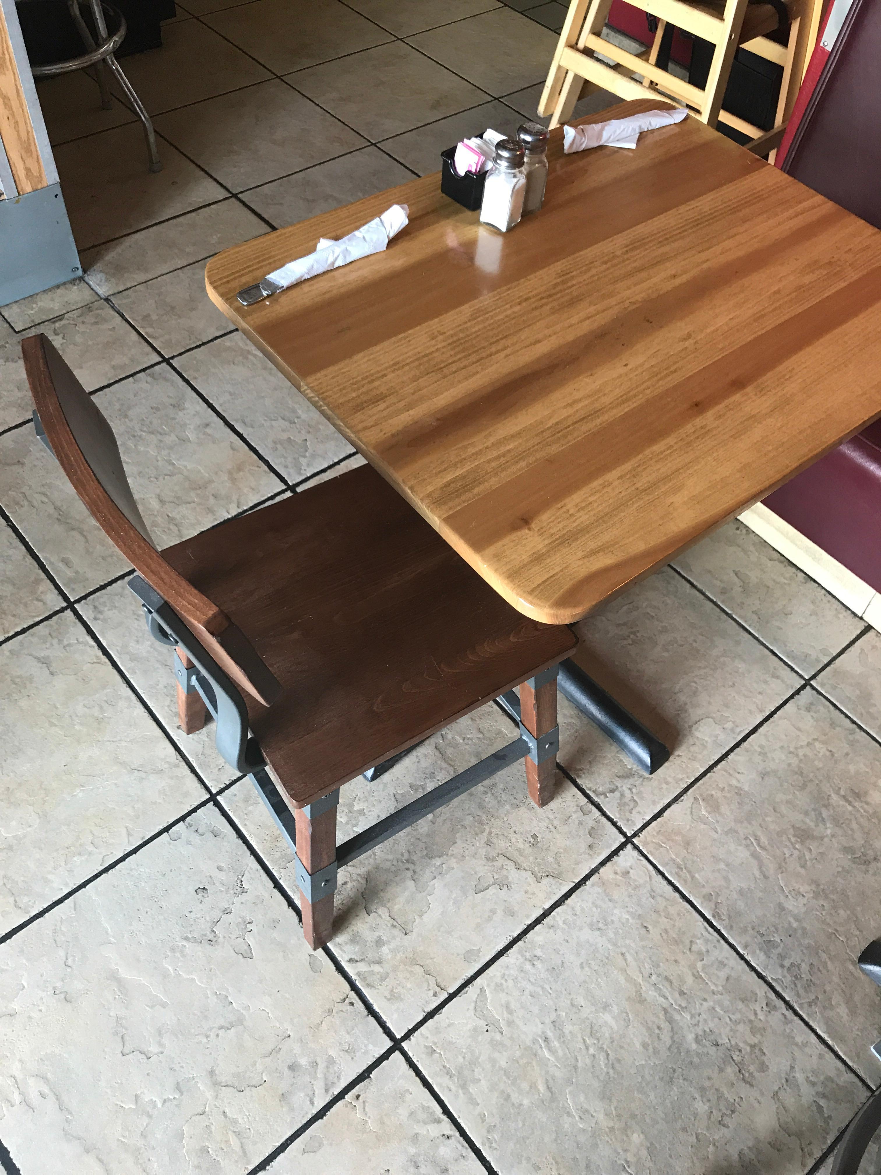 Looks great with my table and booth