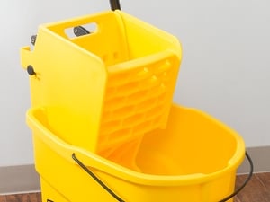 Rubbermaid 35 qt Yellow Plastic WaveBrake® Mop Bucket With