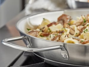 Vigor SS1 Series 13 3/16 Stainless Steel Non-Stick Fry Pan with  Aluminum-Clad Bottom, Dual Handles, and Excalibur Coating - Yahoo Shopping