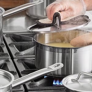 Vigor SS1 Series 1 Qt. Stainless Steel Saucier Pan / Butter Warmer