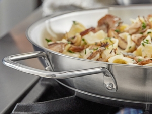 Vigor SS1 Series 14 Stainless Steel Fry Pan with Aluminum-Clad Bottom and  Helper Handle