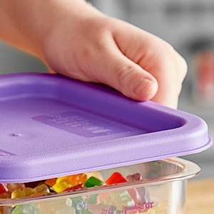 Vigor 8 Qt. Allergen-Free Clear Square Polycarbonate Food Storage Container  and Purple Lid - 2/Pack