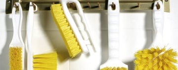 Types of Pot and Pan Scrub Brushes