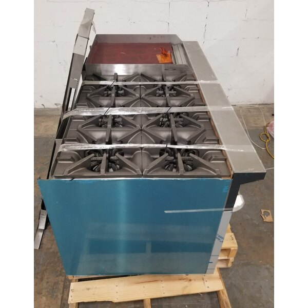 Scratch and Dent Garland G606G24RR Natural Gas 6 Burner 60" Range with