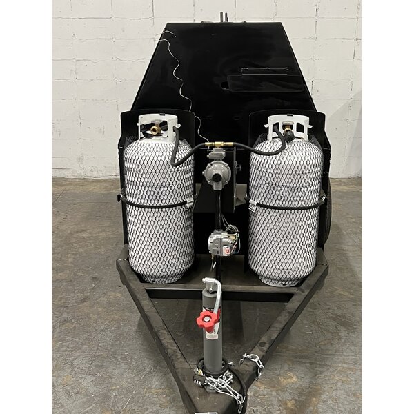 Scratch and Dent Holstein Manufacturing 7240G 72" x 40" Towable Propane