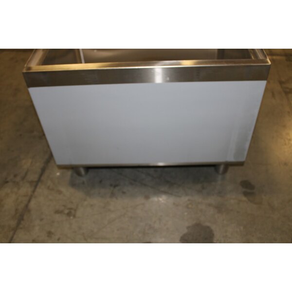 Scratch and Dent Regency 18" x 24" Underbar Ice Bin 77 lb.