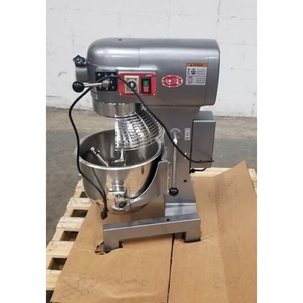 Scratch and Dent Avantco MX20H 20 Qt. Stand Mixer with Guard