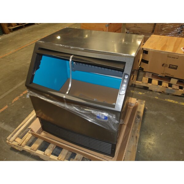 Scratch and Dent Manitowoc UDF0310A NEO 30" Air Cooled Undercounter