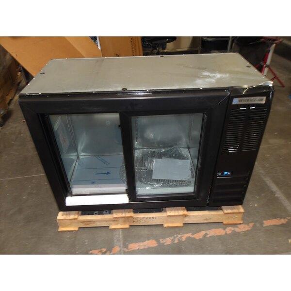 Scratch and Dent BeverageAir BB48HC1GSB 48" Black Underbar Height