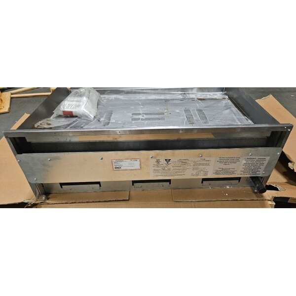 Scratch and Dent Avantco Chef Series CAG36MG 36" Countertop Gas