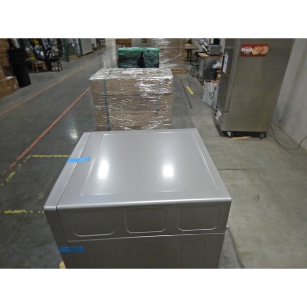 Scratch and Dent Crossover 7 cu. ft. 27" Front Load Gas Powered