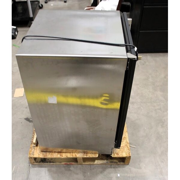 Scratch and Dent Perlick HC24RSBSSTK 24" Black Single Door