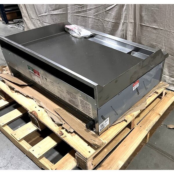 Scratch and Dent Avantco Chef Series CAG36MG 36" Countertop Gas