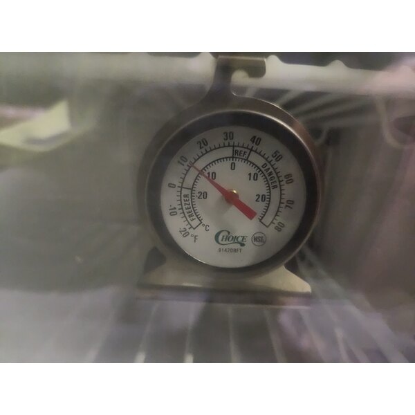 Scratch and Dent Excellence CTF2MSHC White Countertop Display Freezer